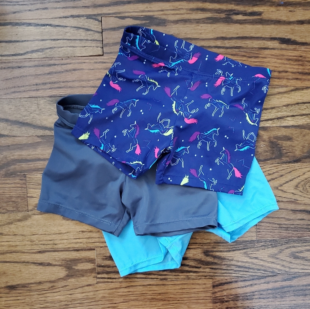 Playground shorts bundle size 4/5